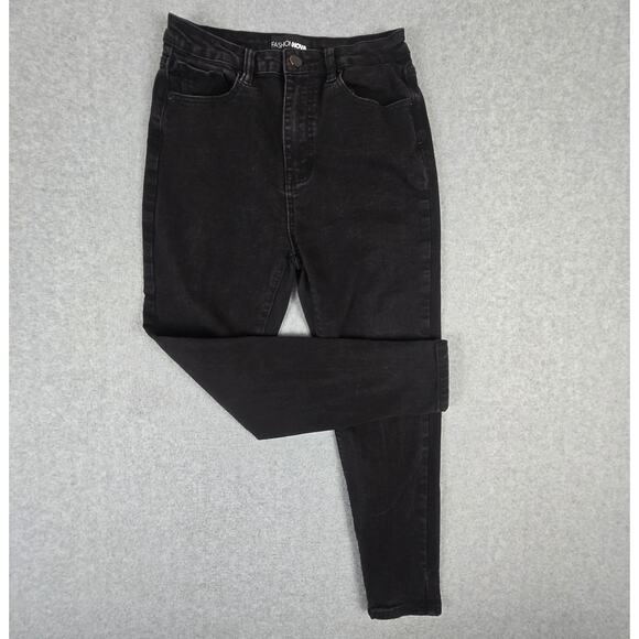 Fashion Nova Denim - Fashion Nova Black Skinny Jeans